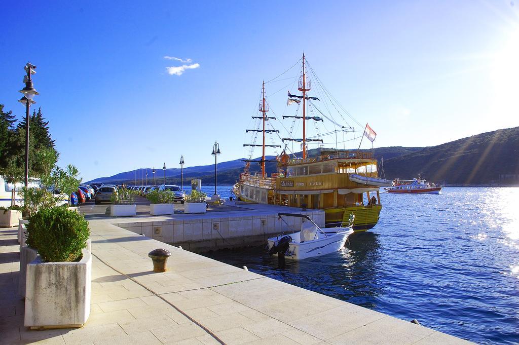 Apartment Marine Story Rabac Esterno foto